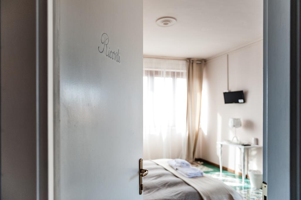 Duomo House Hotel Pisa Ruang foto